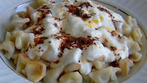 Yoğurtlu Mantının Yanına Ne Gider?