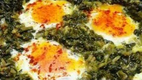 Yumurtalı Ispanağın Yanına Ne Gider?